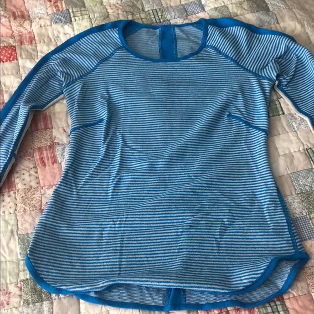 Long sleeve lululemon shirt